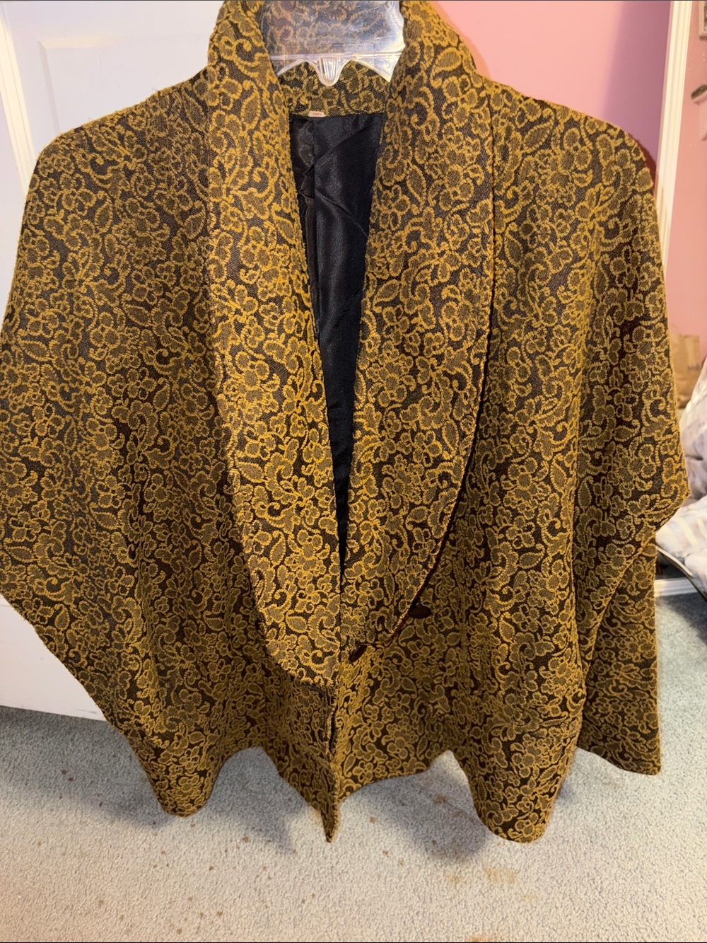Women’s Gold-Tone Floral Jacquard Blazer